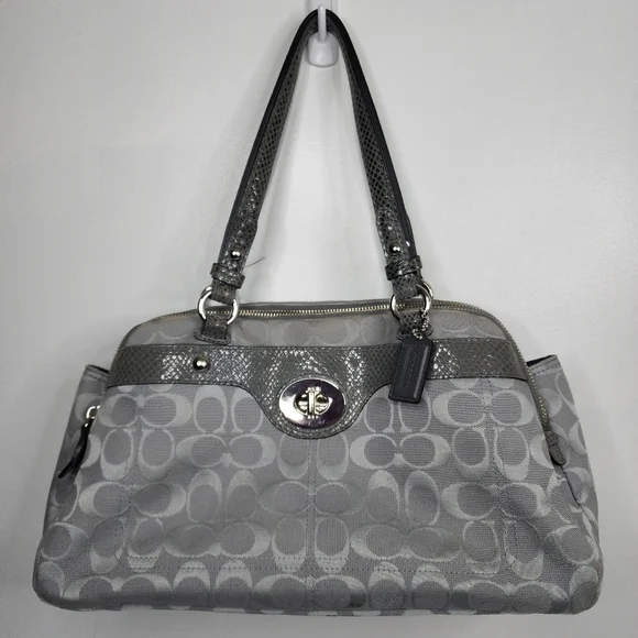 COACH Signature Penelope Shoulder Bag. - Picture 16 of 16